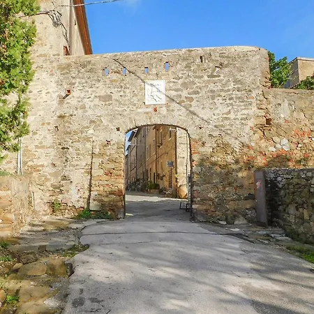 Awesome In Monteverdi Marittimo